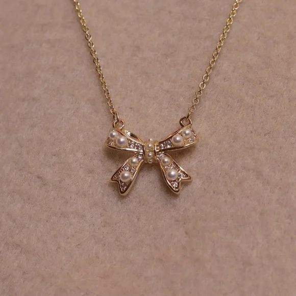 Bow Necklace - Picture 2 of 2